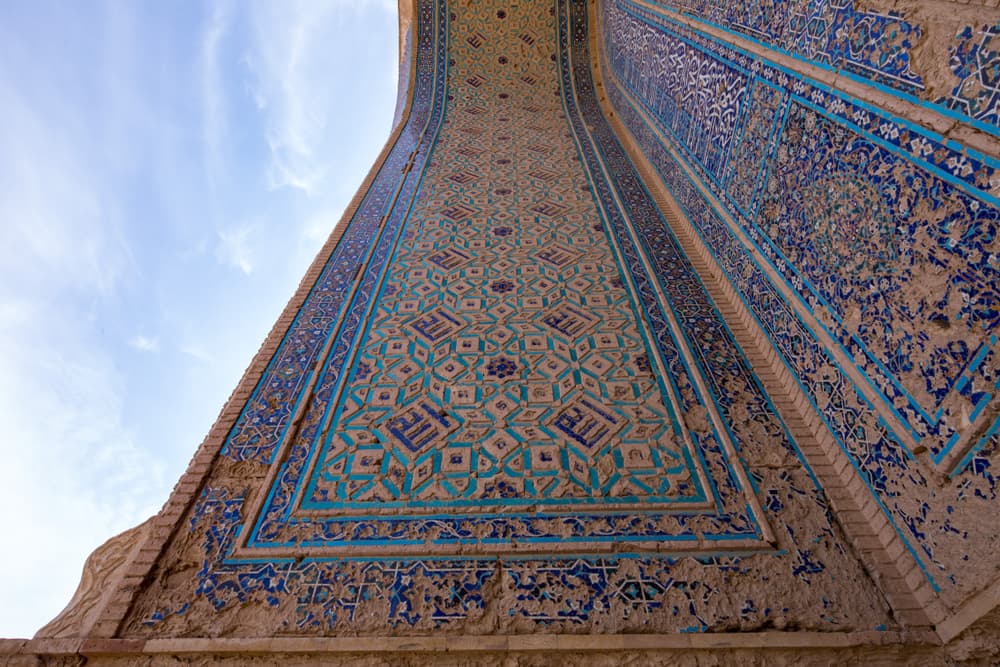 Historical Origins of Persian geometric patterns