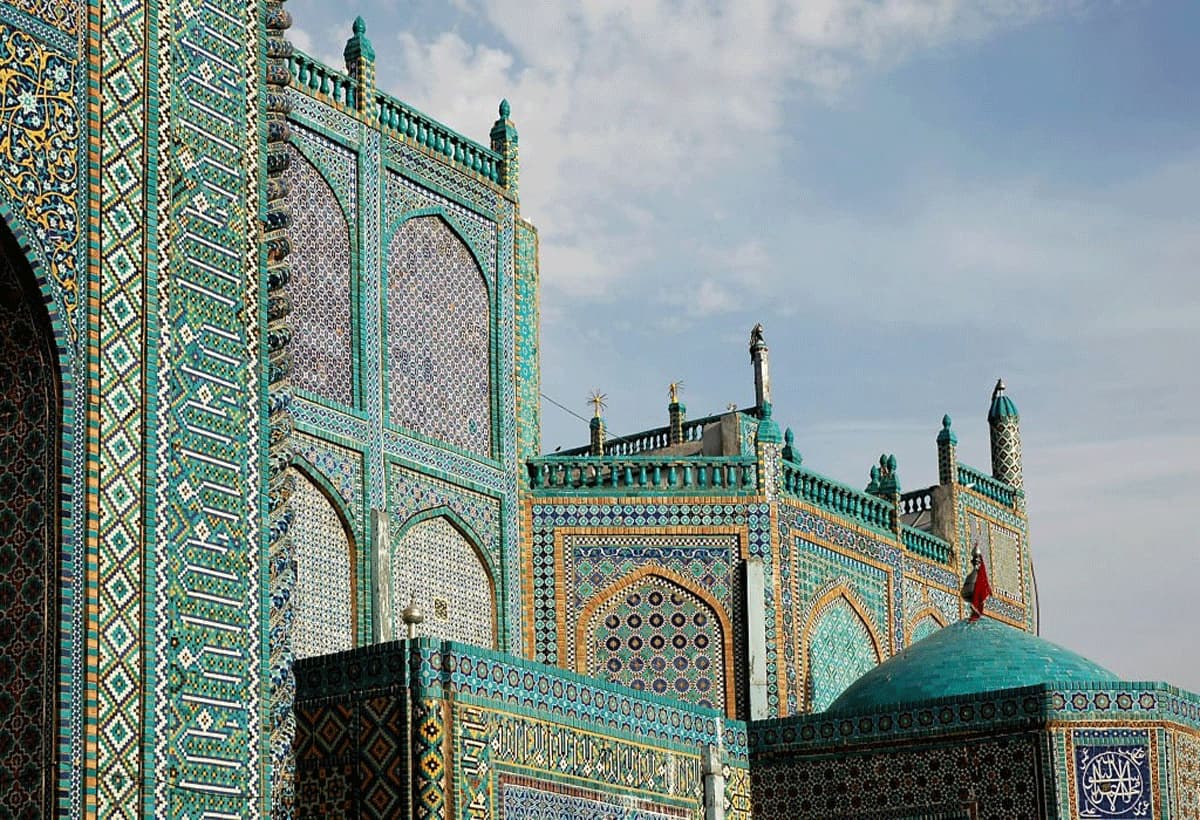 The Golden Age of Islamic Art